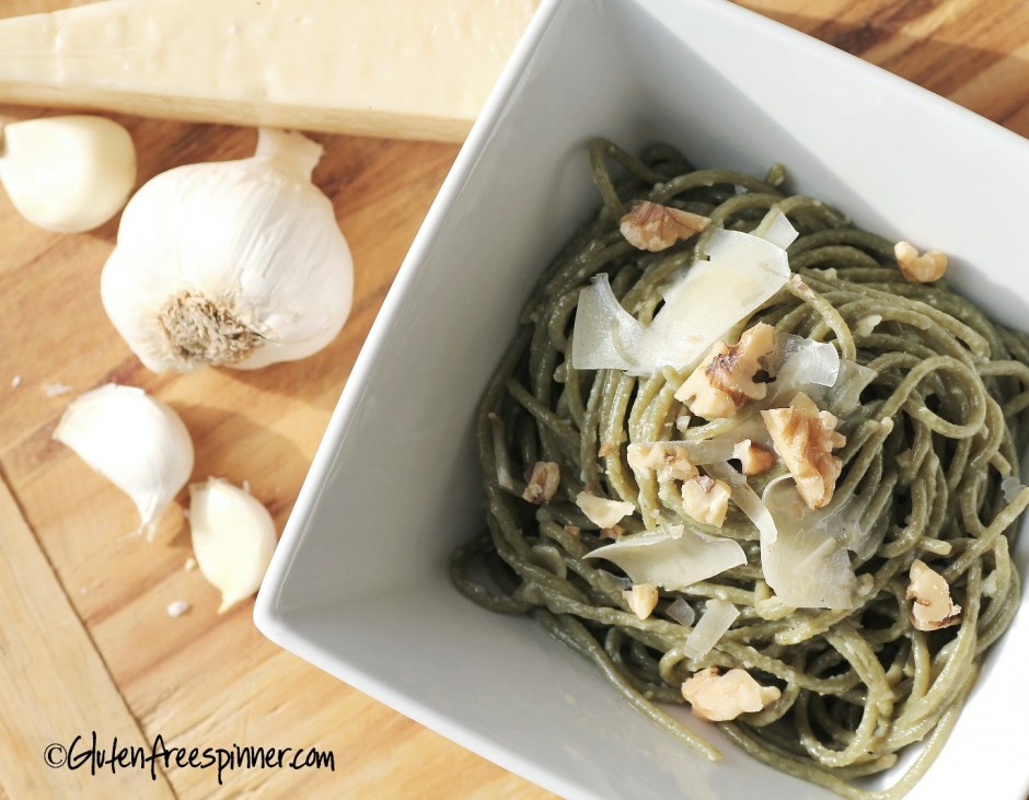spinach pasta with garlic.1.cpy